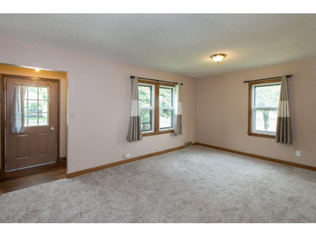 133 SE 3rd Ave, Osseo, MN 55369