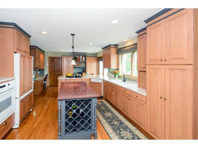 6185 Partridge Ct, Lino Lakes, MN 55110