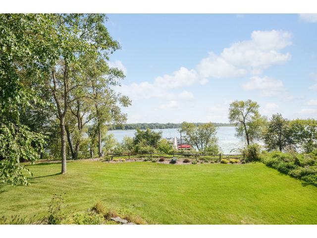 6185 Partridge Ct, Lino Lakes, MN 55110