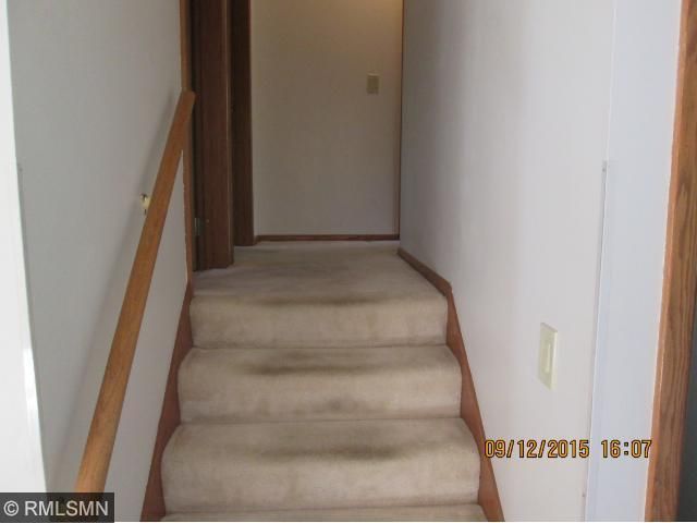 9041 Kell Ave S, Bloomington, MN 55437