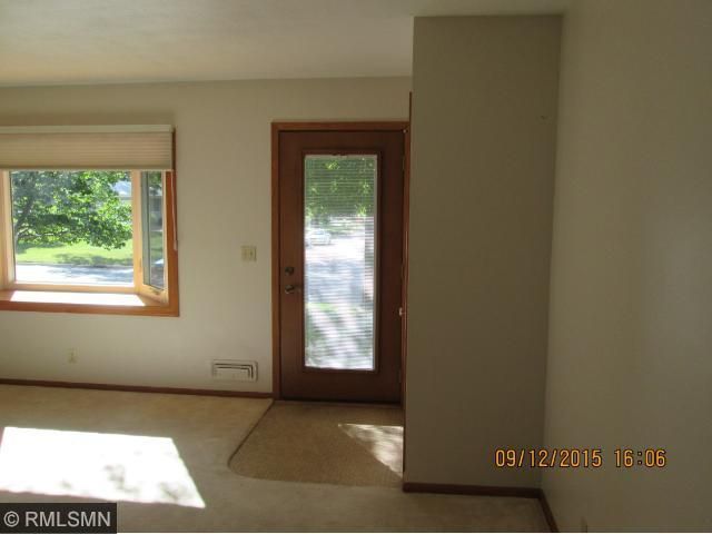 9041 Kell Ave S, Bloomington, MN 55437