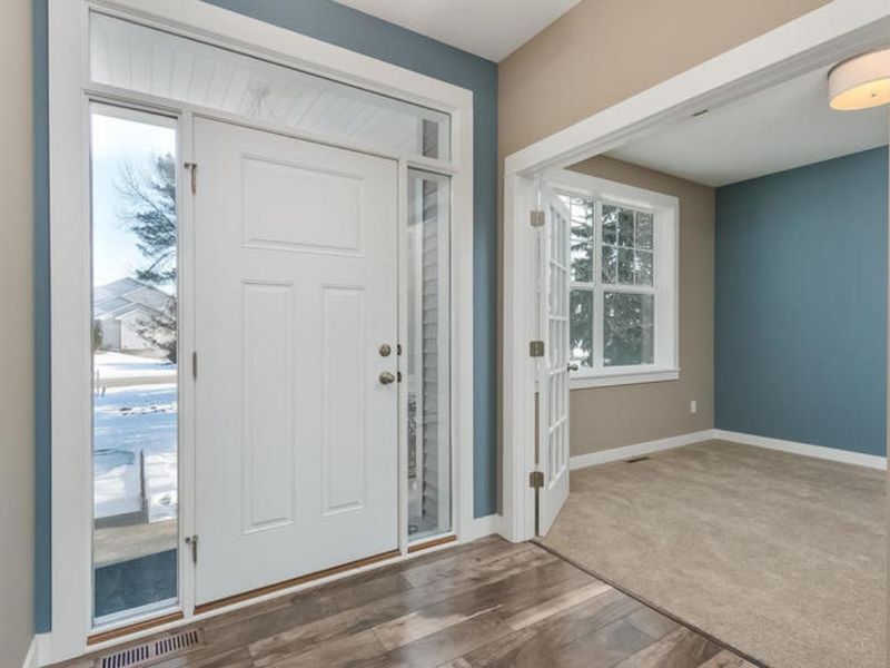 10121 Noble Ave N, Brooklyn Park, MN 55443