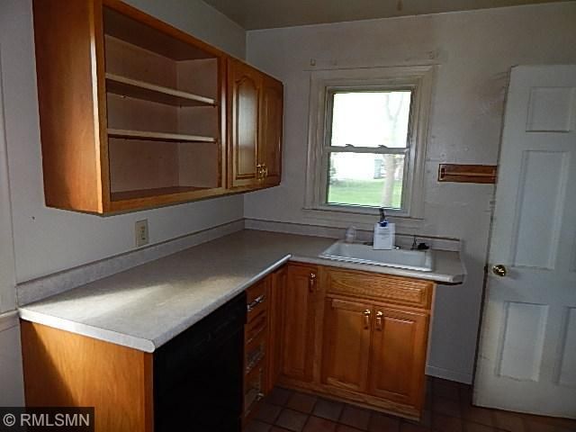 5407 Yukon Ave N, New Hope, MN 55428