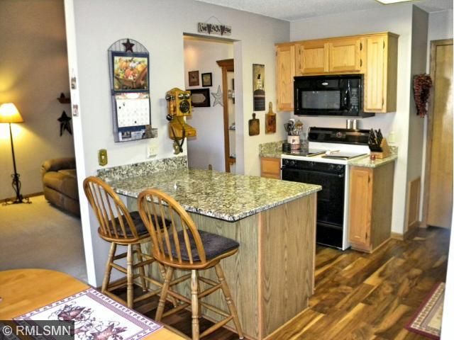 6266 Magda Dr #C, Maple Grove, MN 55369