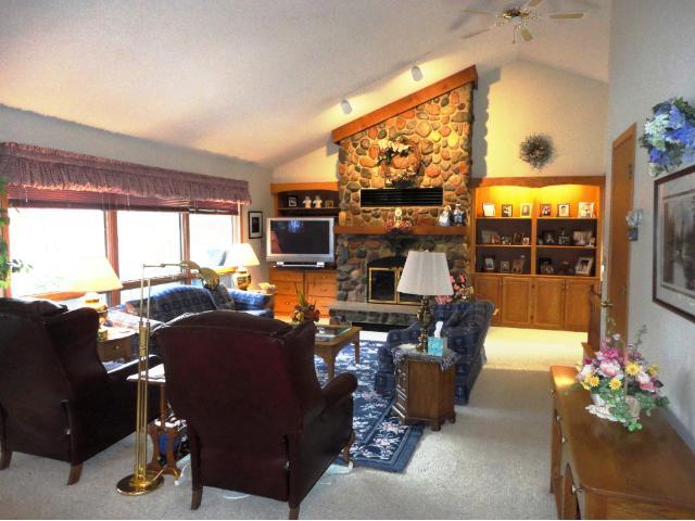 12630 622nd St, Kellogg, MN 55945