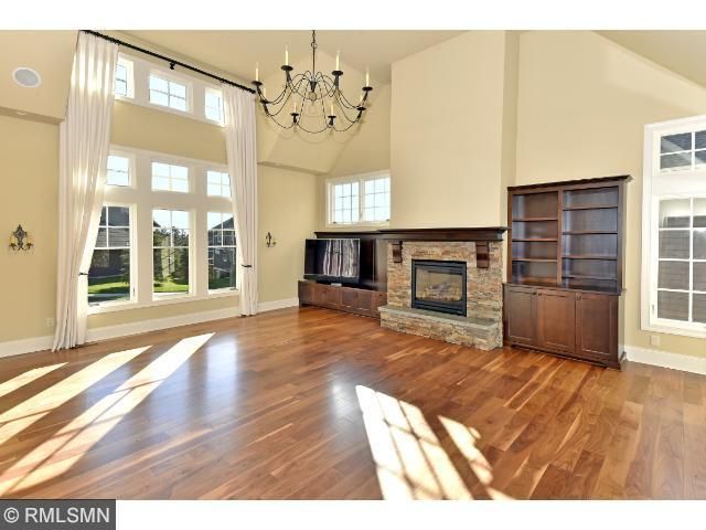 6315 Bellevue Ln, Eden Prairie, MN 55344