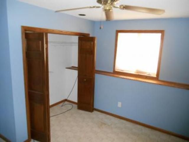 12060 Gantry Ln, Apple Valley, MN 55124
