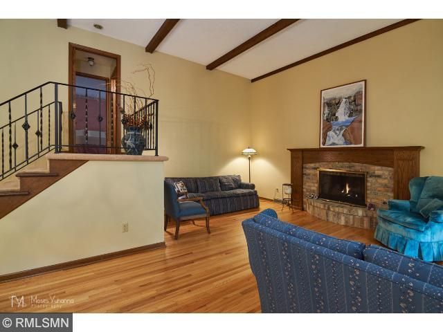 109 E Golden Lake Ln, Circle Pines, MN 55014