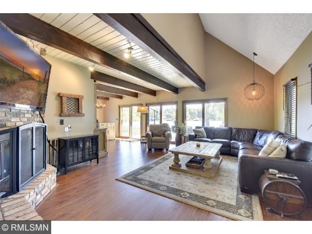 21793 Minnetonka Blvd, Greenwood, MN 55331
