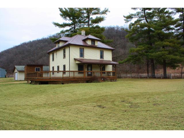 9618 County 5, Caledonia, MN 55921