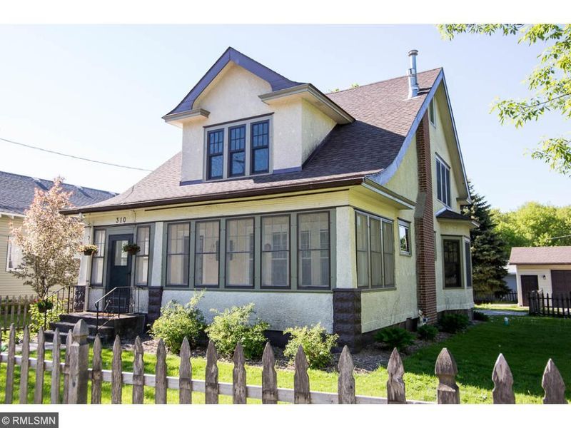 310 Division St E, Maple Lake, MN 55358