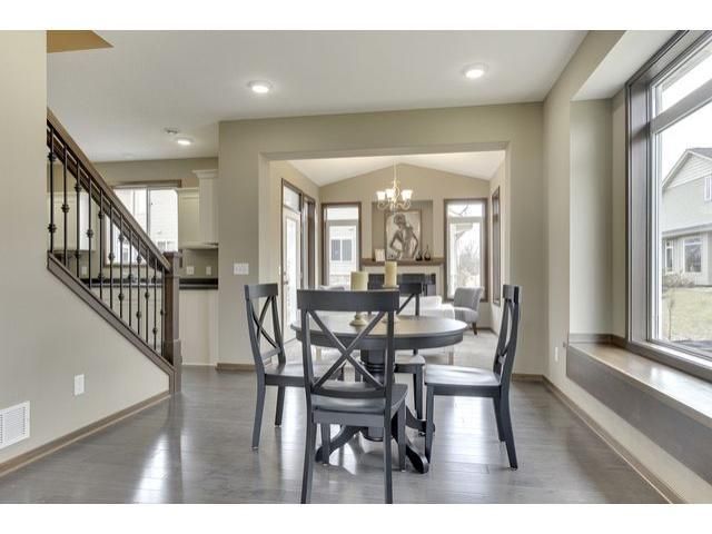 411 Aqua Cir, Lino Lakes, MN 55014