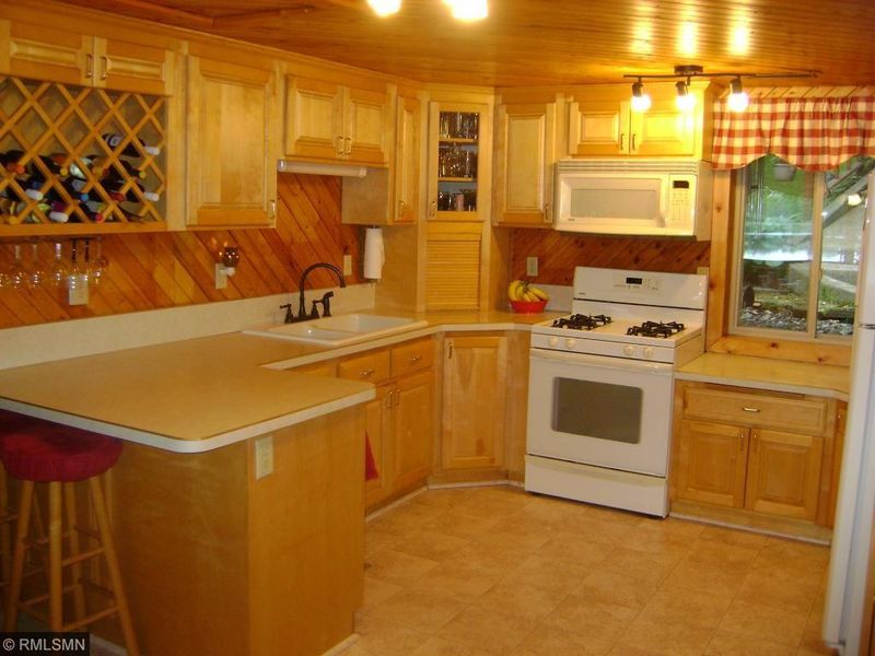 33673 Partridge Rd, Cushing, MN 56443