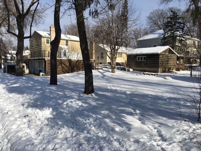 5225 Division St, Minneapolis, MN 55436