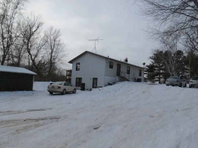 2510 Carver Ave E, Maplewood, MN 55119
