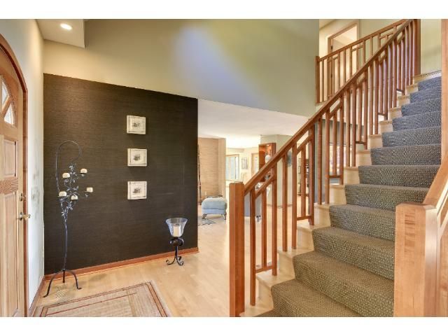 45 Highland Ave, Excelsior, MN 55331