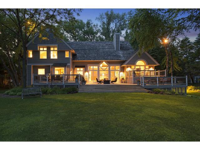 1294 Ingerson Rd, Arden Hills, MN 55112