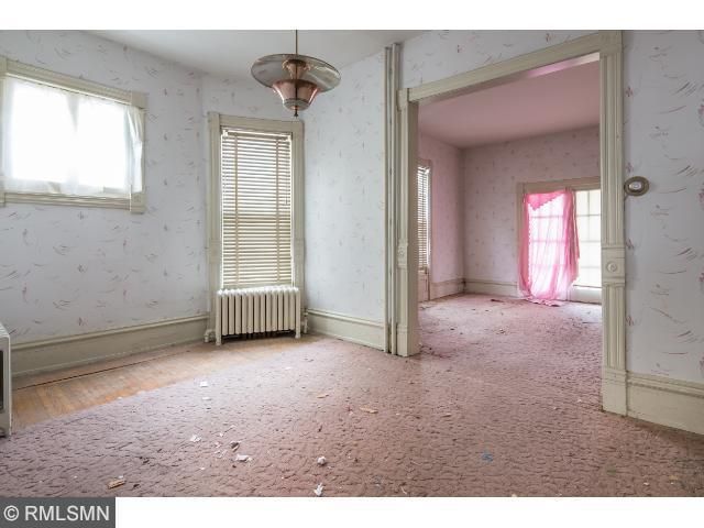 2931 S Portland Ave, Minneapolis, MN 55407