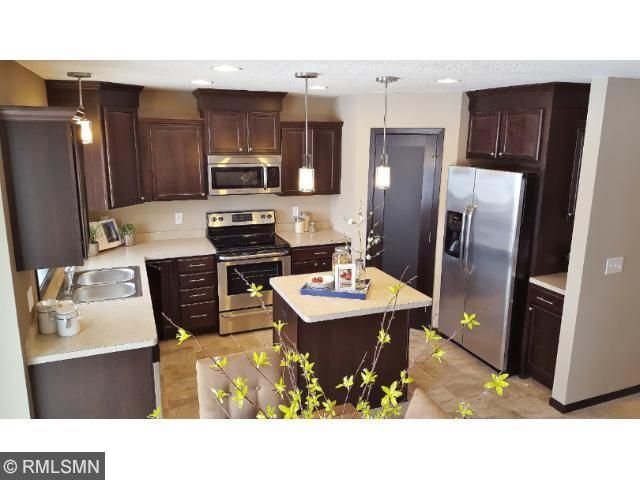 1049 Butternut Ln, Watertown, MN 55388