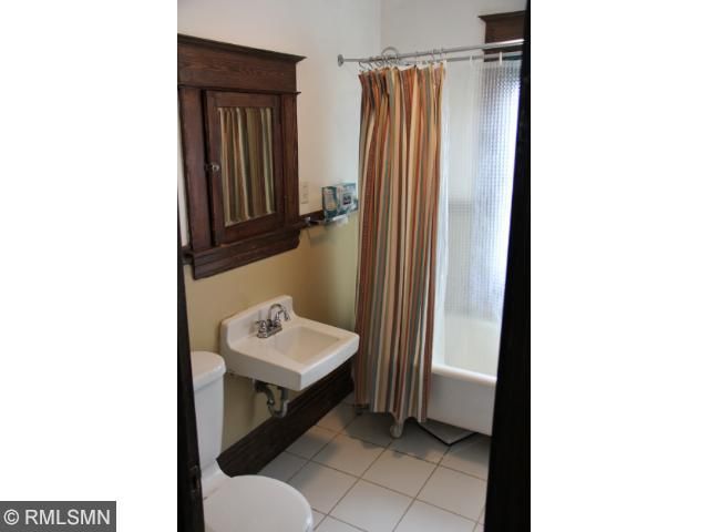 835 Edmund Ave, Saint Paul, MN 55104