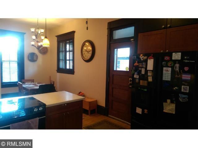 657 5th St E #A, Saint Paul, MN 55106