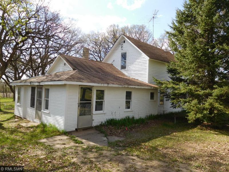 15481 Iris Rd, Little Falls, MN 56345