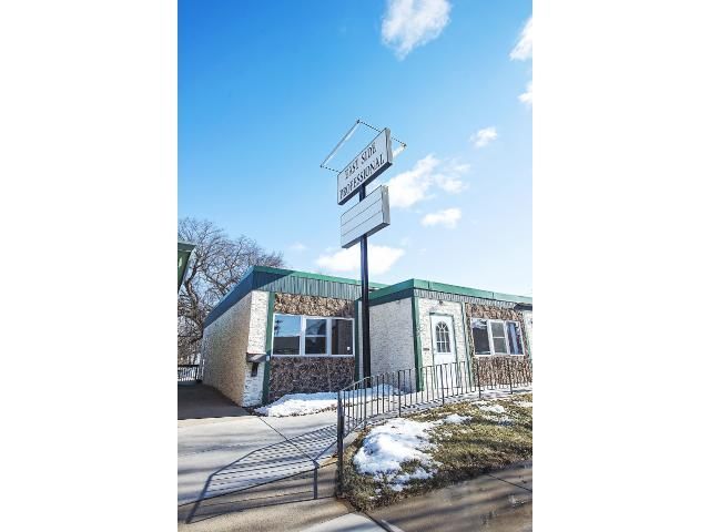 208 2nd St NE, Little Falls, MN 56345