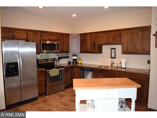 693 Sienna Dr, Watertown, MN 55388