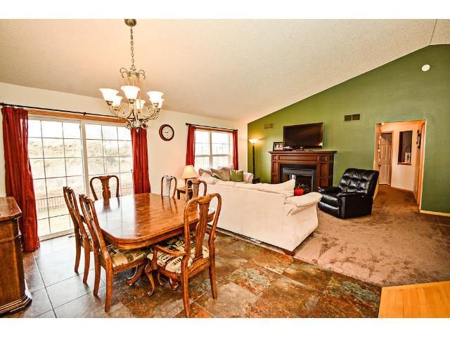 2425 Brogan Dr, Northfield, MN 55057