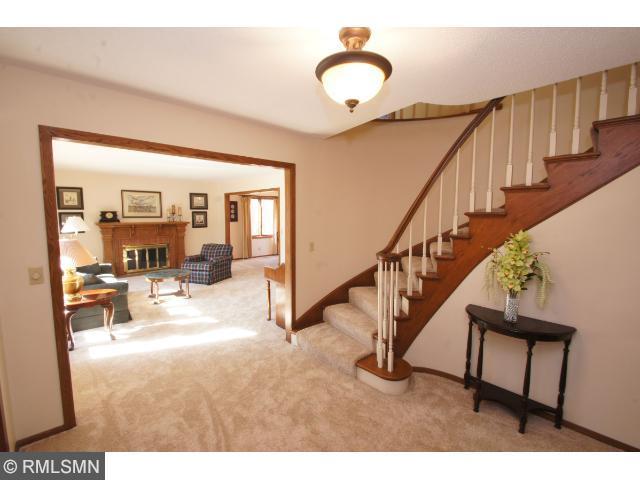 2217 Foxtail Ct, Lino Lakes, MN 55110