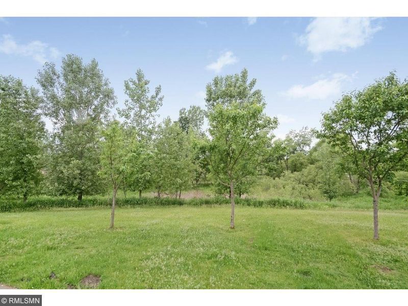 2106 Gresham Ave N, Oakdale, MN 55128