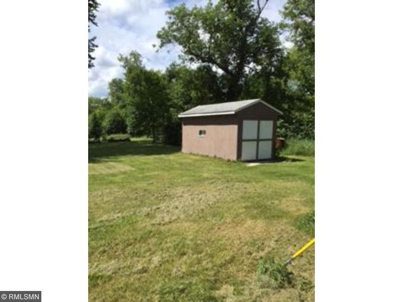 42447 Quartz Rd, Staples, MN 56479