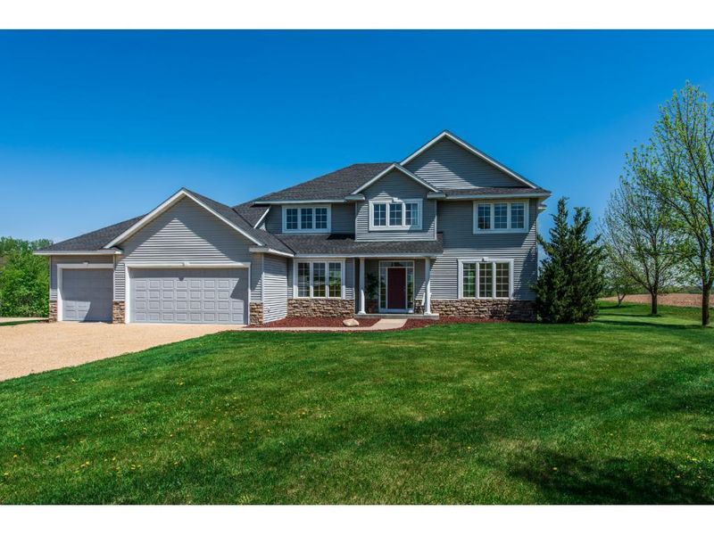 28558 Isle Ave, Northfield, MN 55057