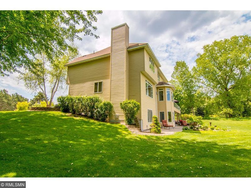 8896 Jane Rd N, Lake Elmo, MN 55042