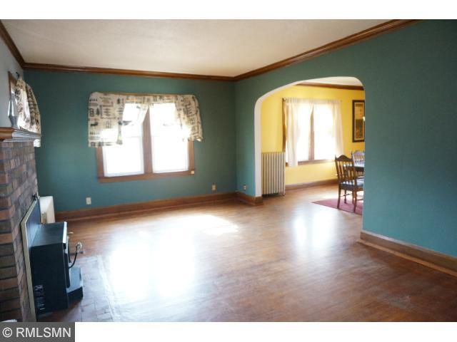 441 1st St, Dassel, MN 55325