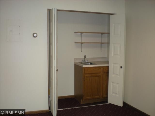 606 25th Ave S #206, Saint Cloud, MN 56301
