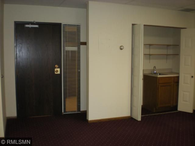 606 25th Ave S #206, Saint Cloud, MN 56301
