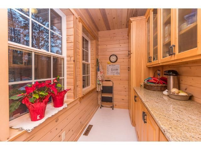 10294 S Oaks Rd, Brainerd, MN 56401