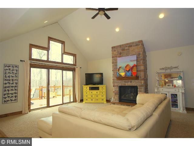 8222 Gullwood Rd, Lake Shore, MN 56468