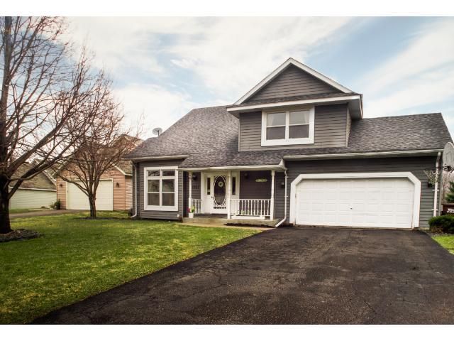 1207 Fallbrook Ln, Woodbury, MN 55125