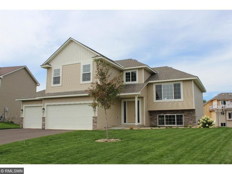 26966 Dogwood Dr, Elko, MN 55020