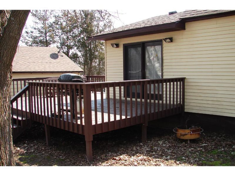 226 S Lake St, Luck, WI 54853