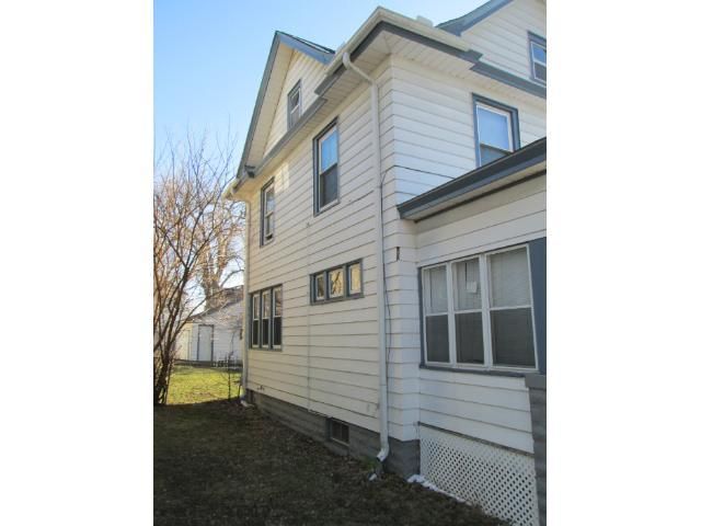 698 Central Ave W, Saint Paul, MN 55104