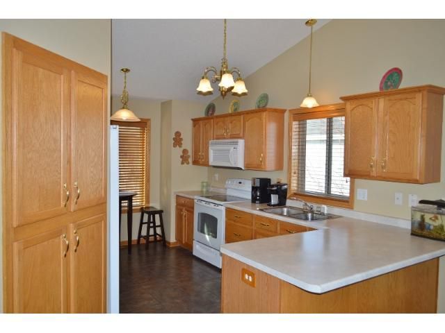 6711 Black Spruce St, Saint Cloud, MN 56303