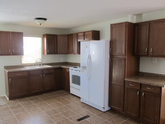 803 E Madison St, Durand, WI 54736