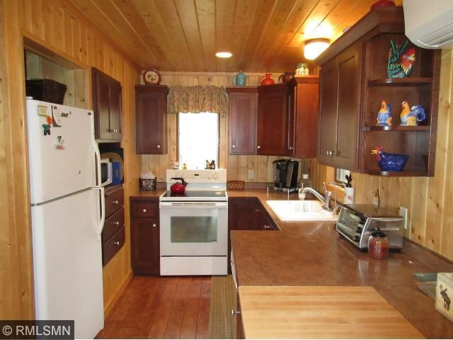 11532 Silver Bay Rd, Brainerd, MN 56401