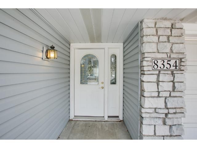 8354 Foothill Rd S, Cottage Grove, MN 55016
