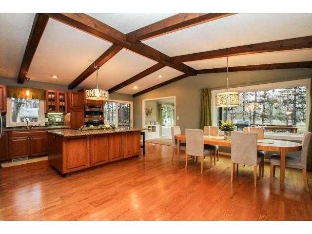 1156 Anderson Ln, Vadnais Heights, MN 55127
