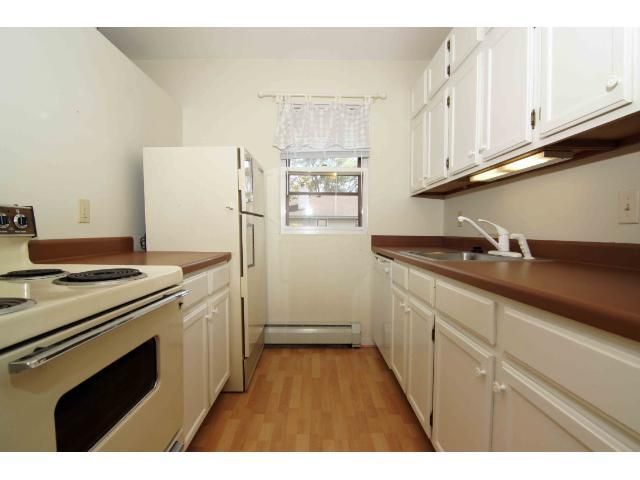 676 Ashland Ave #7, Saint Paul, MN 55104