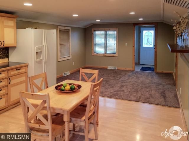 956 N Shore Dr, Forest Lake, MN 55025